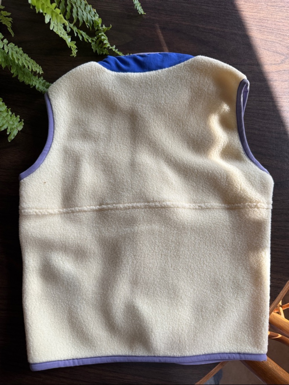 Patagonia Kids Cream Fleece Vest with Blue Pocket and Lavender Trim - Picture 3 of 4